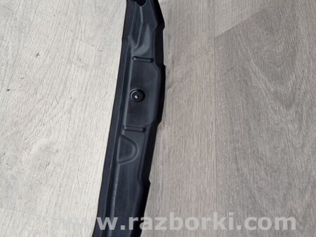 ФОТО Пильник накладка захист переднього крила правий для Audi (Ауди) A6 C6 (02.2004-12.2010) Київ