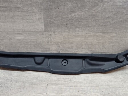 ФОТО Пильник накладка захист переднього крила правий для Audi (Ауди) A6 C6 (02.2004-12.2010) Київ