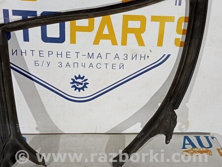 ФОТО С7 Ущільнювач гумка двері задньої правої верх для Audi (Ауди) A7 4G (07.2010-05.2018) Киев