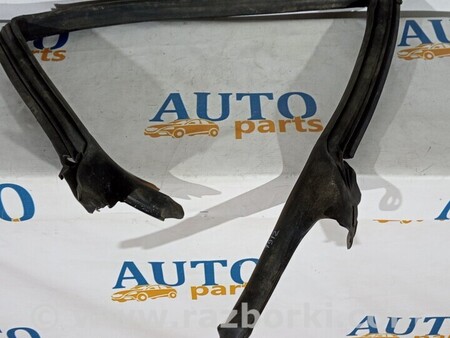 ФОТО С7 Ущільнювач гумка двері задньої правої верх для Audi (Ауди) A7 4G (07.2010-05.2018) Киев