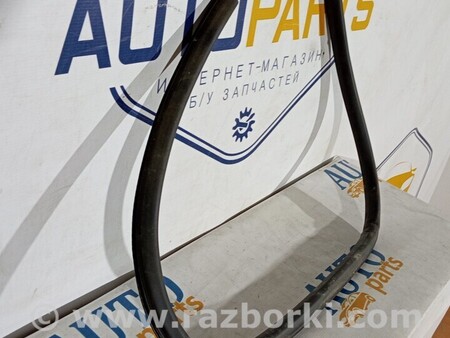 ФОТО С7 Ущільнювач гумка двері задньої правої верх для Audi (Ауди) A7 4G (07.2010-05.2018) Киев