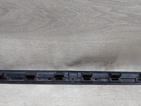 ФОТО Кронштейн кріплення направляюча заднього бампера центральний для Audi (Ауди) A8 D5 (07.2017-...) Киев