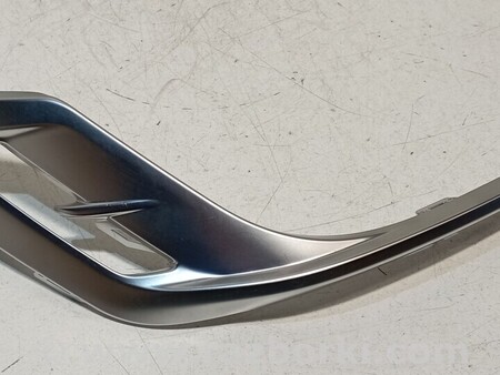 ФОТО Листва накладка бампера заднего хром для Audi (Ауди) A8 D5 (07.2017-...) Киев