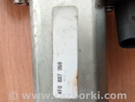 ФОТО Моторчик Доводчик двери передней левой для Audi (Ауди) A8 D5 (07.2017-...) Киев