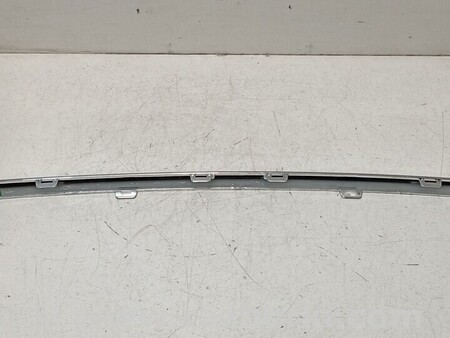 ФОТО Накладка листва хром бампера заднего для Audi (Ауди) A8 D5 (07.2017-...) Киев