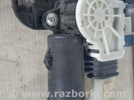 ФОТО Привід сонцезахисної шторки лівої для Audi (Ауди) A8 D5 (07.2017-...) Киев