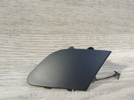 ФОТО Заглушка бампера буксировочного крюка передняя для Opel Adam (2013-2019) Киев