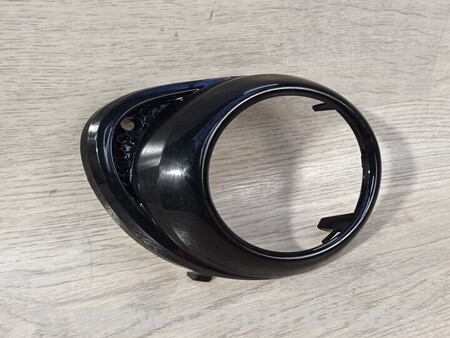 ФОТО Накладка Направляющая Крепление Кронштейн противотуманной фары правой для Opel Adam (2013-2019) Київ