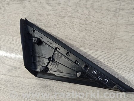 ФОТО Трикутник крила правий хром для Opel Astra H (2004-2014) Киев