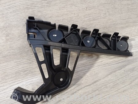 ФОТО Кронштейн крепление направляющая бампера заднего левый для Opel Astra J (2009-2016) Киев