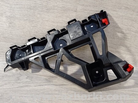 ФОТО Кронштейн крепление направляющая бампера заднего правый для Opel Astra J (2009-2016) Киев