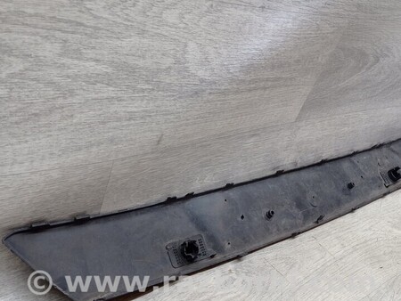 ФОТО Молдинг бампера переднего центральный для Opel Astra J (2009-2016) Киев