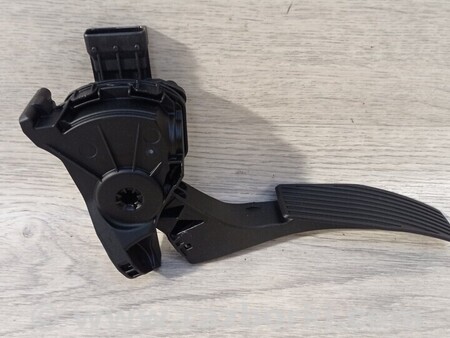 ФОТО Педаль газа для Opel Astra J (2009-2016) Киев