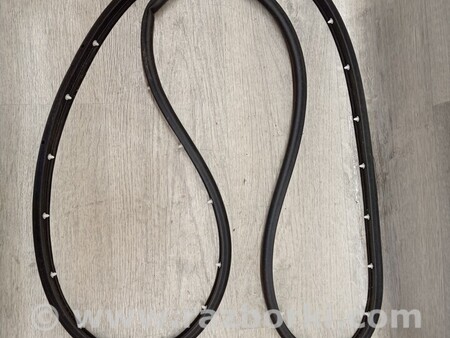 ФОТО Ущільнювач резинка двері дверки задній лівий Універсал для Opel Astra K (15-21) Київ