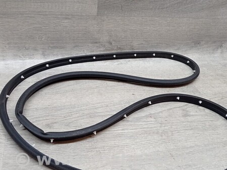 ФОТО Ущільнювач резинка двері дверки задній лівий Універсал для Opel Astra K (15-21) Київ