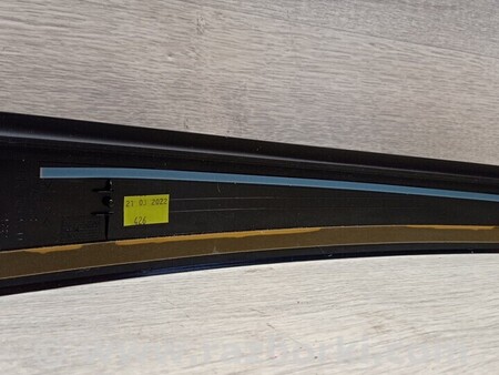 ФОТО Молдинг накладка стійки двері дверки задній правий для Toyota Auris E180 (08.2012-03.2018) Киев