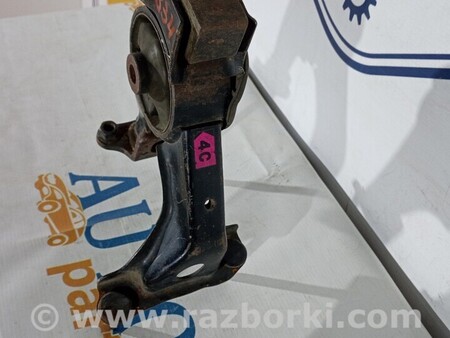 ФОТО Кронштейн подушки двигуна для Toyota Avensis (все года выпуска) Киев