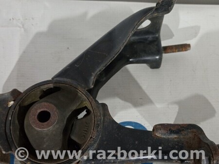 ФОТО Кронштейн подушки двигуна для Toyota Avensis (все года выпуска) Киев