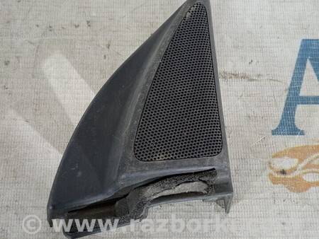 ФОТО Кутник внутрішній передніх правих дверей для Toyota Avensis (все года выпуска) Киев