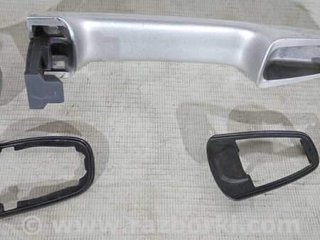 ФОТО Ручка двери задней левая наружная Ручка дверей для Toyota Avensis (все года выпуска) Киев