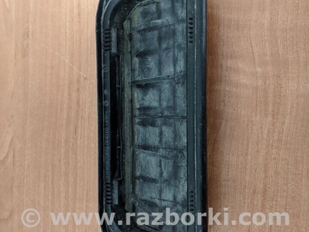 ФОТО Вентиляционная решетка багажника задняя для Toyota Aygo AB40 (2014-...) Киев