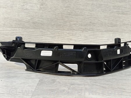 ФОТО Крепление Направляющая Кронштейн бампера заднего правый для Toyota Aygo AB40 (2014-...) Киев