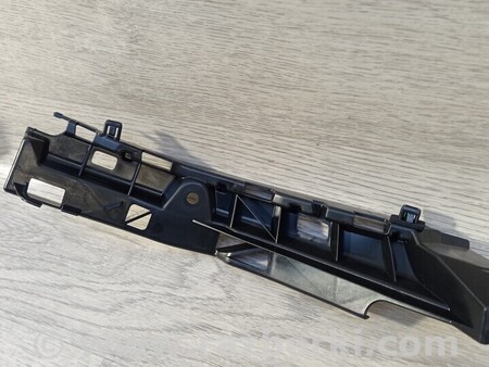 ФОТО Крепление Направляющая Кронштейн бампера заднего правый для Toyota Aygo AB40 (2014-...) Киев