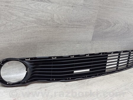 ФОТО Решетка бампера переднего центральная для Toyota Aygo AB40 (2014-...) Киев