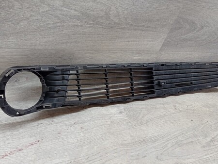 ФОТО Решетка бампера переднего центральная для Toyota Aygo AB40 (2014-...) Киев