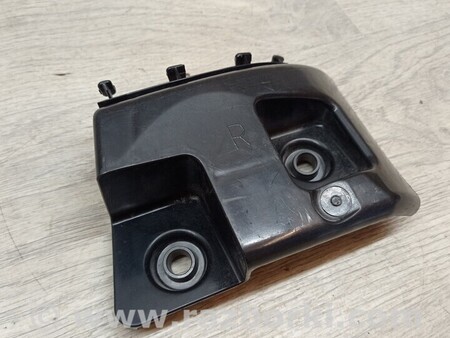 ФОТО Кронштейн кріплення направляюча заднього бампера правий для Mercedes-Benz B-klasse Киев