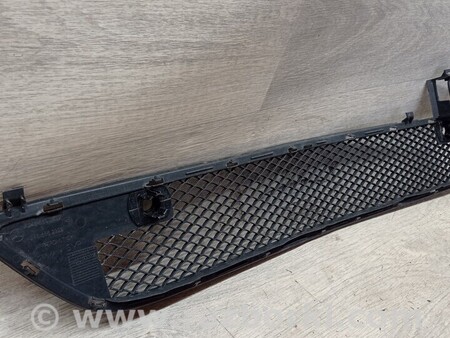 ФОТО Решетка радиатора бампера переднего для Mercedes-Benz B-klasse Киев