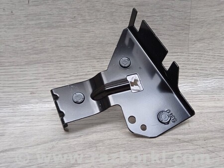 ФОТО Кронштейн крипление крила переднего левий для Citroen Berlingo Киев