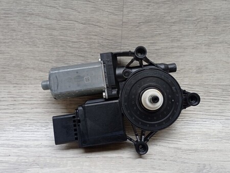 ФОТО Моторчик склопідйомника задній правий для Citroen Berlingo Киев