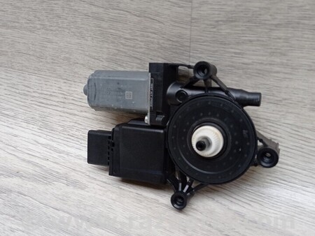 ФОТО Моторчик склопідйомника задній правий для Citroen Berlingo Киев
