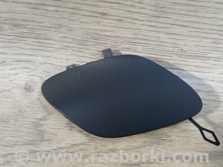 ФОТО Клас Заглушка бампера буксировочного крюка передняя для Mercedes-Benz C-CLASS Киев