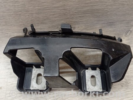 ФОТО Кронштейн кріплення заднього бампера правий для Mercedes-Benz C-CLASS Киев