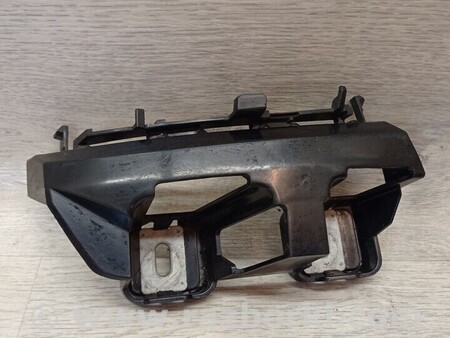 ФОТО Кронштейн кріплення направляюча заднього бампера лівий для Mercedes-Benz C-CLASS Киев