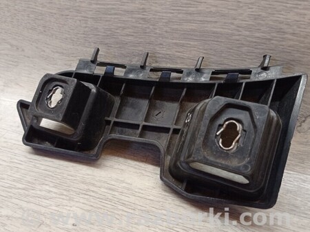 ФОТО Кронштейн кріплення направляюча заднього бампера лівий Універсал для Mercedes-Benz C-CLASS Киев