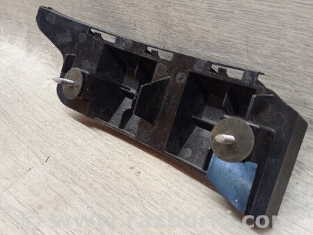 ФОТО Кронштейн кріплення направляюча заднього бампера правий для Mercedes-Benz C-CLASS Киев