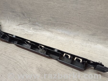 ФОТО Кронштейн кріплення направляюча заднього бампера правий для Mercedes-Benz C-CLASS Киев