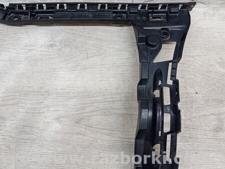 ФОТО Кронштейн кріплення направляюча опора заднього бампера правий для Mercedes-Benz C-CLASS Киев