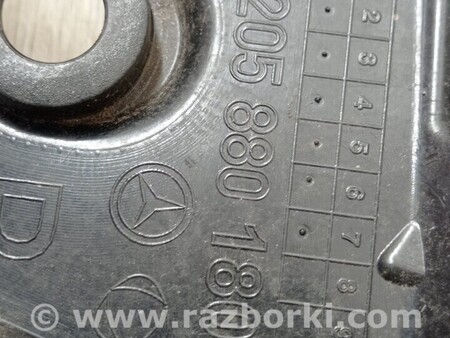 ФОТО Кронштейн кріплення направляюча опора заднього бампера правий для Mercedes-Benz C-CLASS Киев