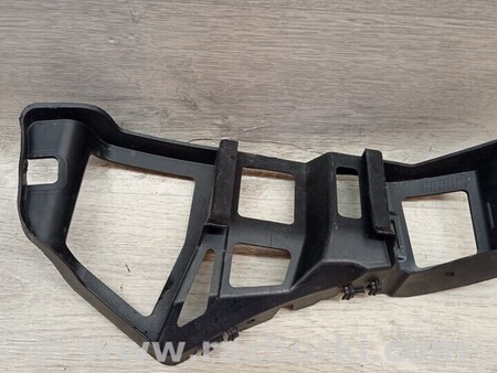 ФОТО Кронштейн кріплення направляюча переднього бампера ліва для Mercedes-Benz C-CLASS Киев