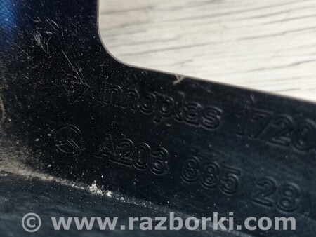 ФОТО Кронштейн кріплення направляюча переднього бампера ліва для Mercedes-Benz C-CLASS Киев