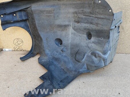 ФОТО Подкрылок передний левый задняя часть для Mercedes-Benz C-CLASS Киев