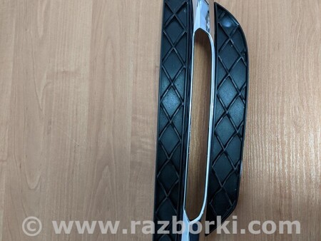 ФОТО Решетка туманки бампера левая для Mercedes-Benz C-CLASS Киев