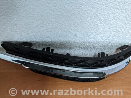 ФОТО Решетка туманки бампера левая для Mercedes-Benz C-CLASS Киев