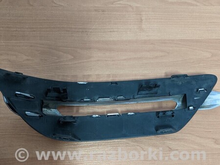 ФОТО Решетка туманки бампера левая для Mercedes-Benz C-CLASS Киев