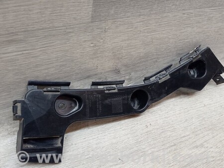 ФОТО Кронштейн кріплення направляюча заднього бампера правий для Ford C-Max Mk1, Mk2 Киев