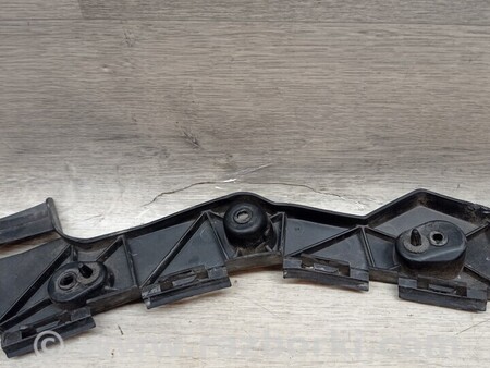 ФОТО Кронштейн кріплення направляюча заднього бампера правий для Ford C-Max Mk1, Mk2 Киев